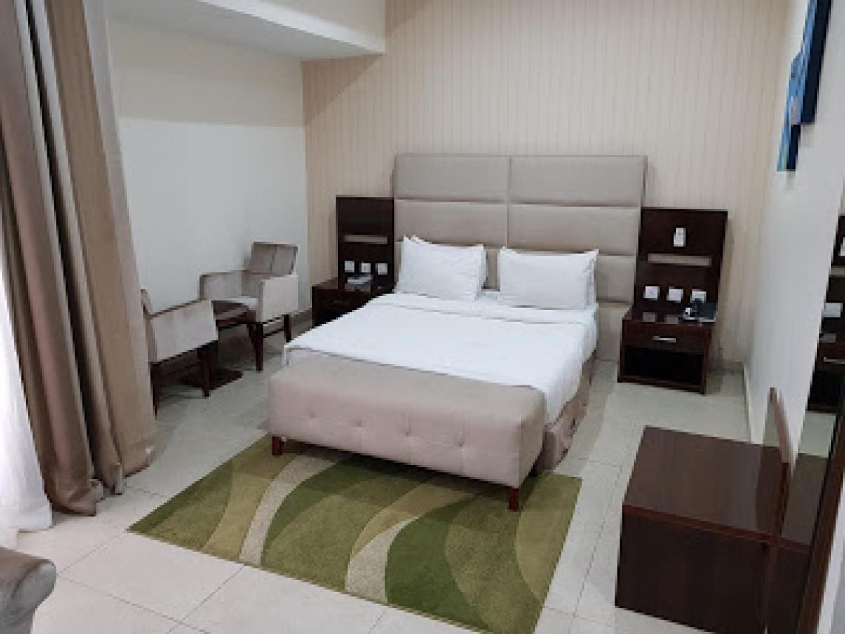 Room In Lodge - Full Moon Hotel Owerri Exterior photo